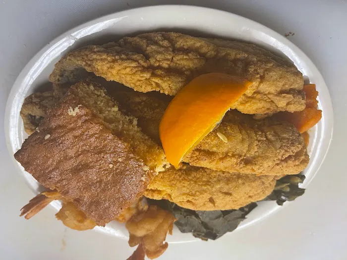 Fish & Chikzzz Picture 6