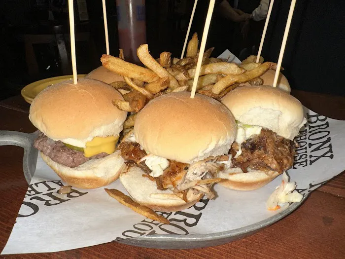 Bronx Alehouse Picture 10