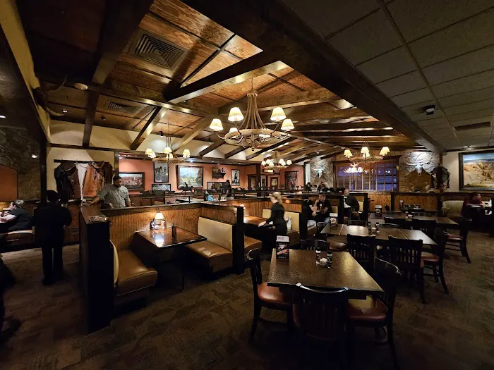 LongHorn Steakhouse Picture 3