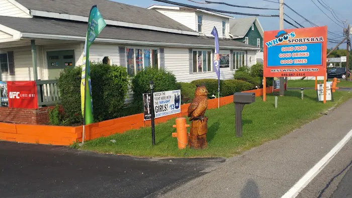 Whoo's Bar and Grill Picture 4