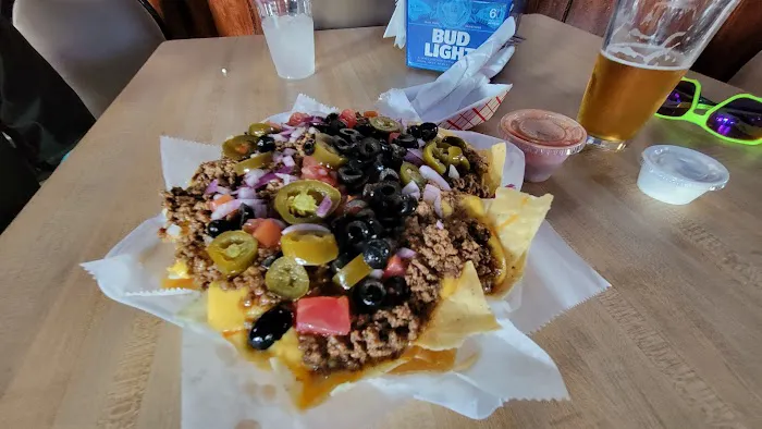 Whoo's Bar and Grill Picture 6