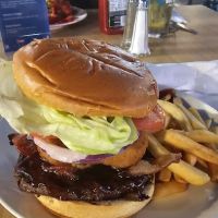 Whoo's Bar and Grill ico