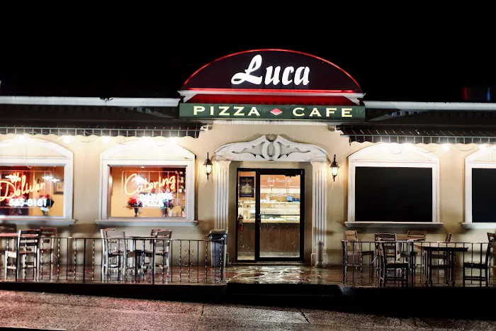 Luca Pizza Cafe Picture 2