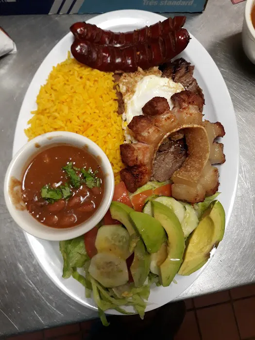 Five Star Grill Restaurant Picture 9