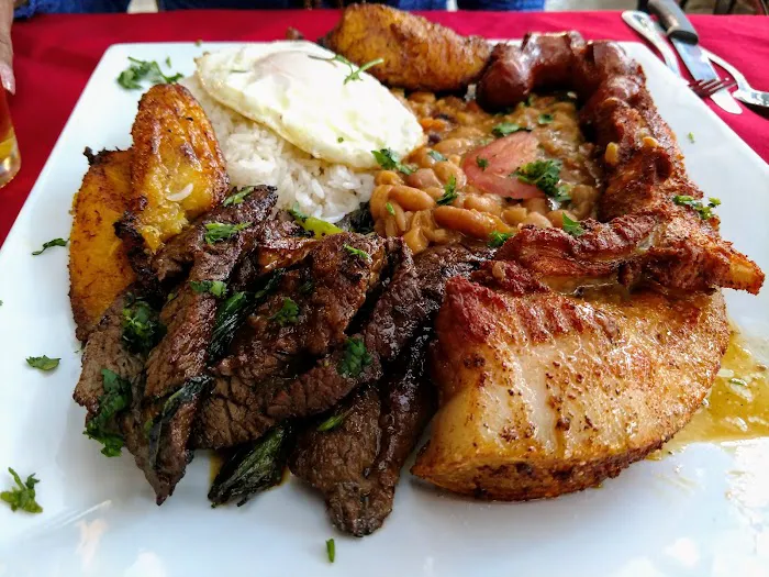 Sabor Mar y Tierra Picture 3