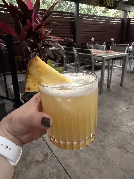 Q'tal Bar and Grill Picture 1