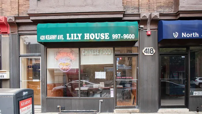 Lily House Chinese Restaurant Picture 1