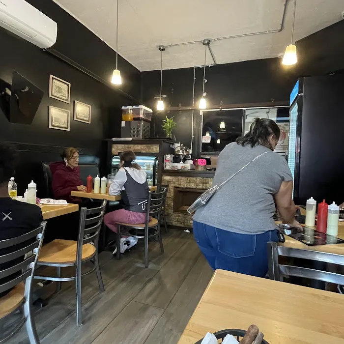 Polleria Restaurant El Hornero Picture 7