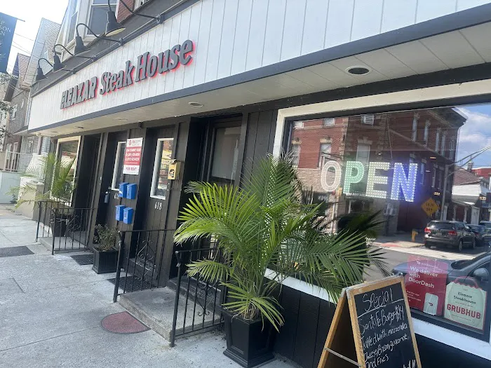 Eleazar Steakhouse Picture 4