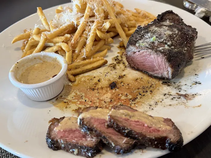 Eleazar Steakhouse Picture 10