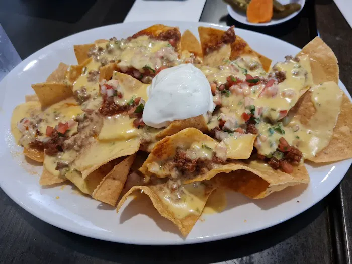 La Villa Mexican and Salvadoran Food Picture 4