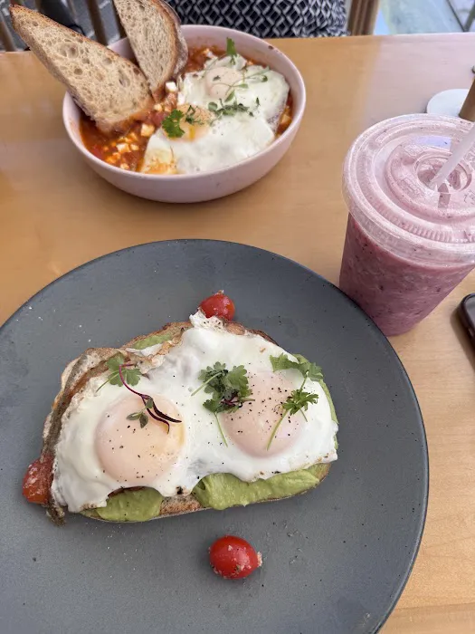 Jackie & Sons Picture 5