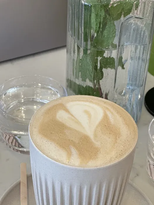 Jackie & Sons Picture 4