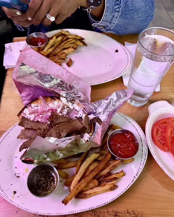 Medusa Greek Street Food Picture 3