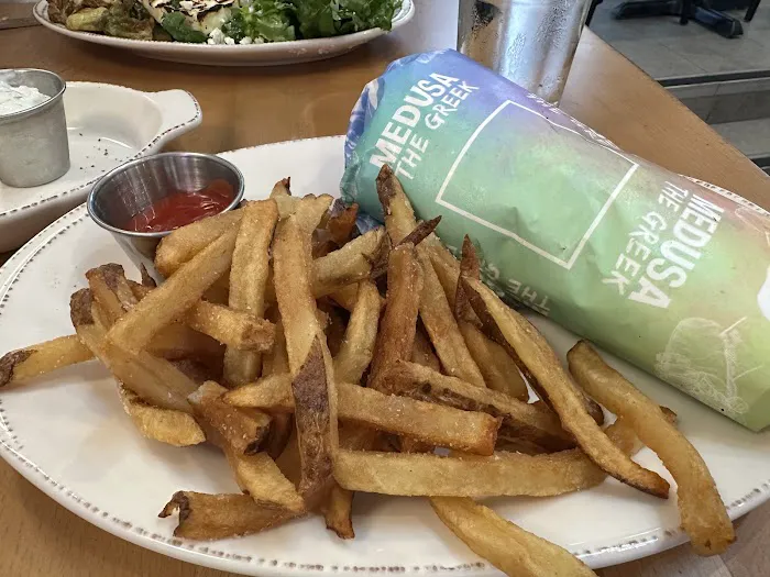 Medusa Greek Street Food Picture 10