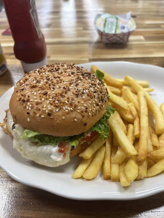 LA GRILL WOOD-FIRED PIZZA & RESTAURANT Picture 10