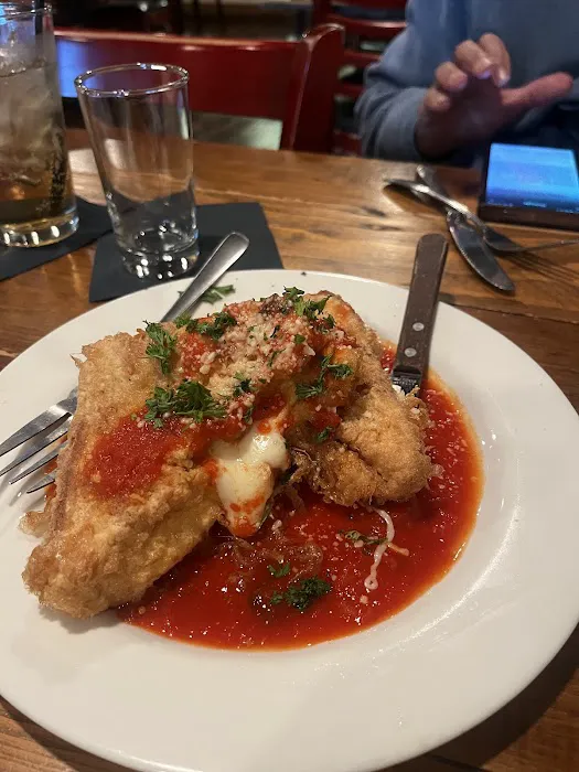 Nicholas Anthony's Family Kitchen Picture 4