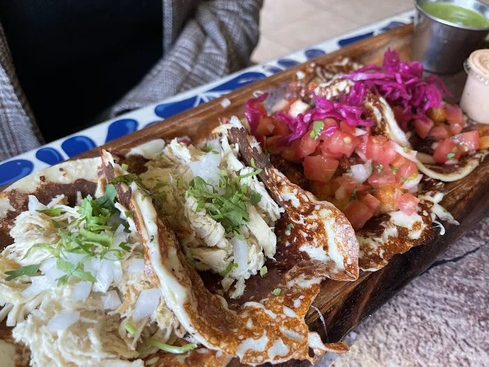 Folklore Artisanal Mexican Eatery Picture 3