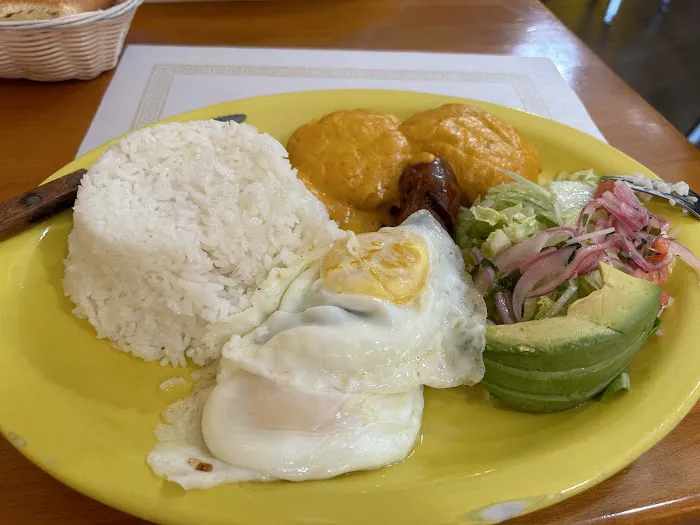 El Nuevo Latino Restaurant Picture 4