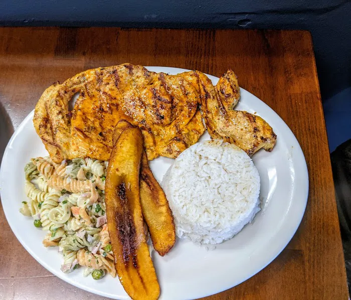 La Tipica Restaurant Picture 9