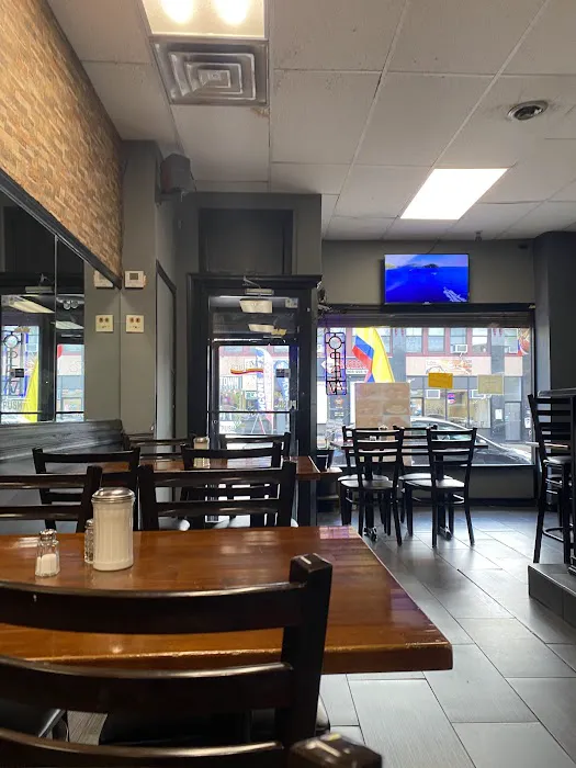 La Tipica Restaurant Picture 2