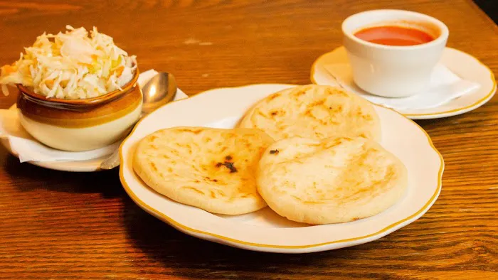 Allí Restaurant & Bar Picture 6