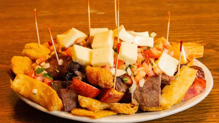 Allí Restaurant & Bar Picture 10