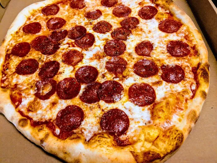 Tommy's Pizzeria & Restaurant Picture 8