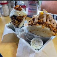 Nicole's Arepas y Sabor ico