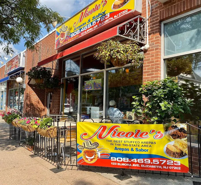 Nicole's Arepas y Sabor Picture 10