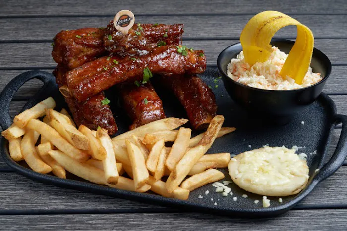 D'Medallo Fast Food Picture 9