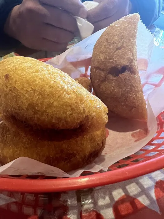 La Calenita Restaurant & Bakery Picture 3