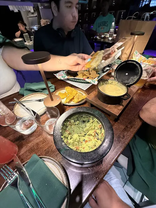 La Kantina Mexican Restaurant & Lounge Picture 7