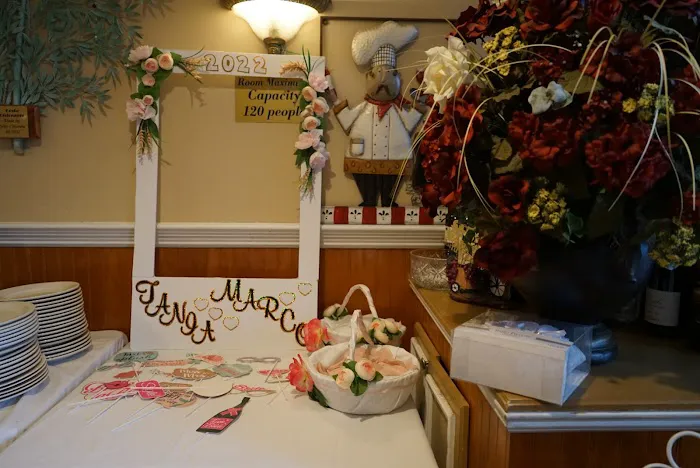 Costa's Restaurant & Pizzeria Picture 1