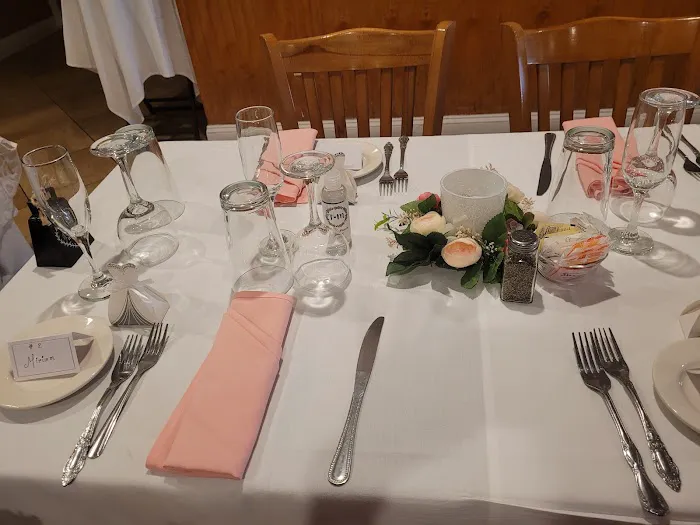 Costa's Restaurant & Pizzeria Picture 2