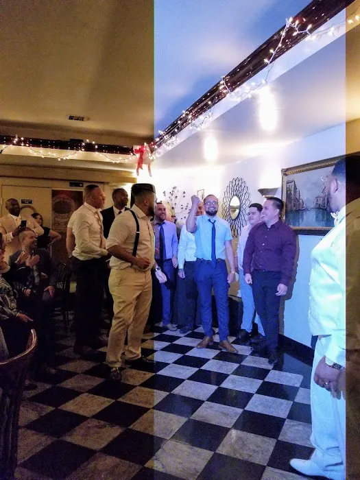 Vintage Italian Restaurant & Catering Picture 8