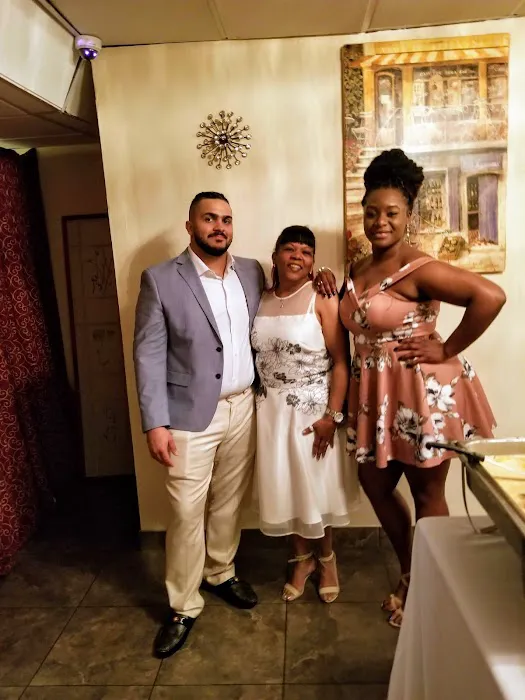 Vintage Italian Restaurant & Catering Picture 2