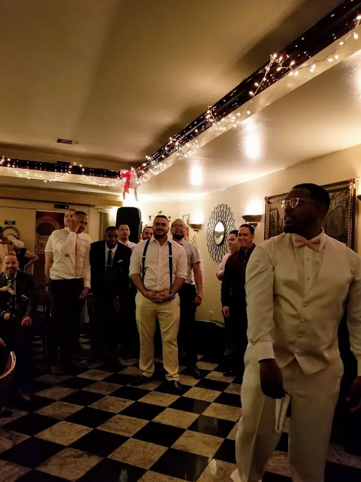 Vintage Italian Restaurant & Catering Picture 6