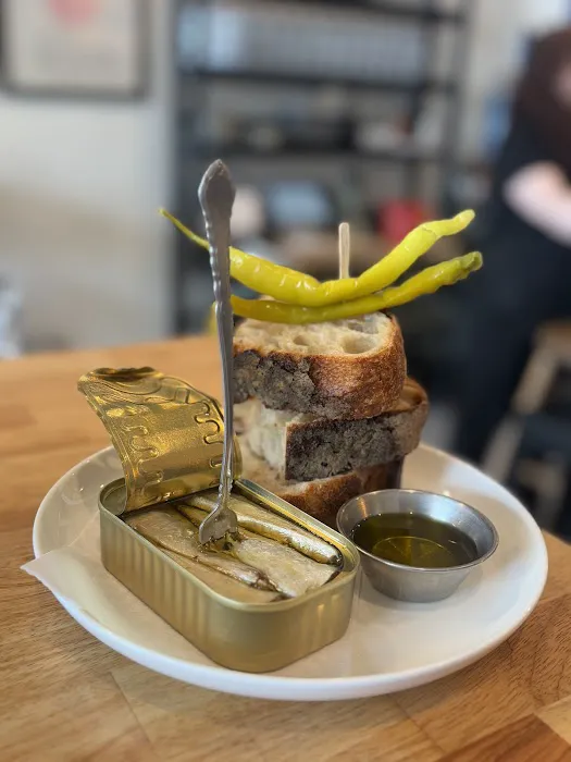 Perla Oyster Bar Picture 9