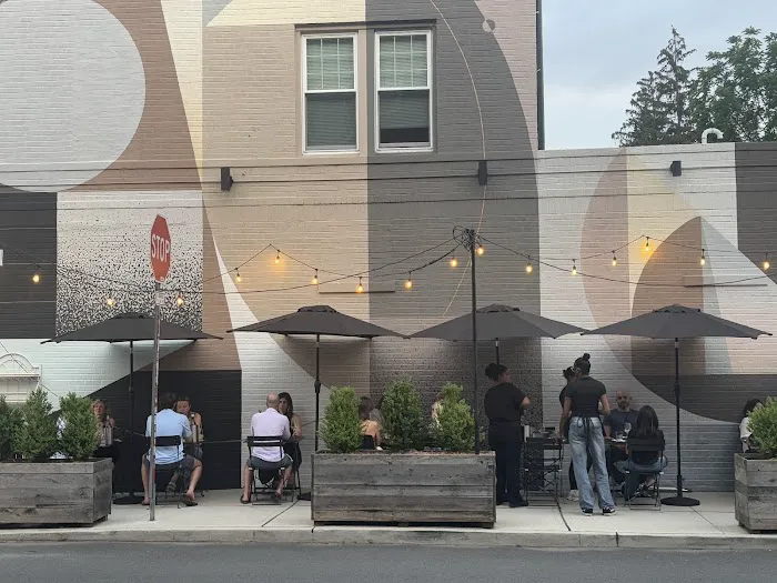 Perla Oyster Bar Picture 7