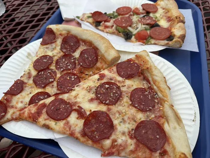 New York Fried Chicken & Pizza (Halal) Picture 1