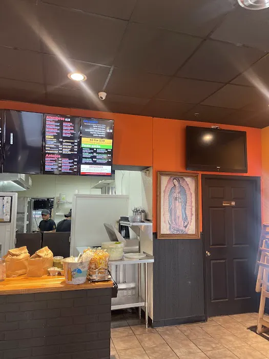 Taqueria Los Güeros Picture 4