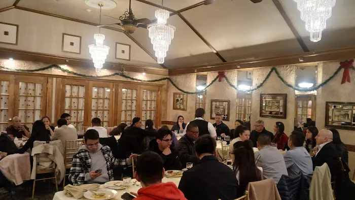 Bella Italia Restaurant & Elegant Banquets Picture 1