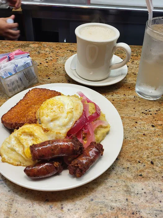 El Sabor Dominicano Picture 4