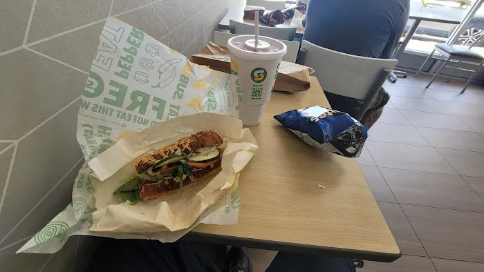 Subway - P & R Patel - 25664 Picture 4