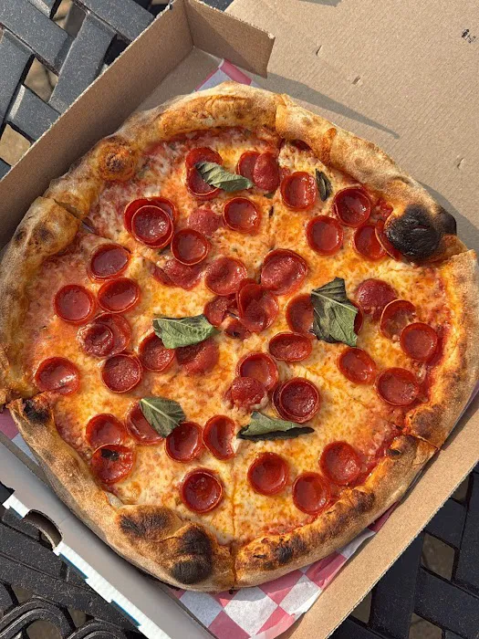 Charred Brick Oven Picture 7