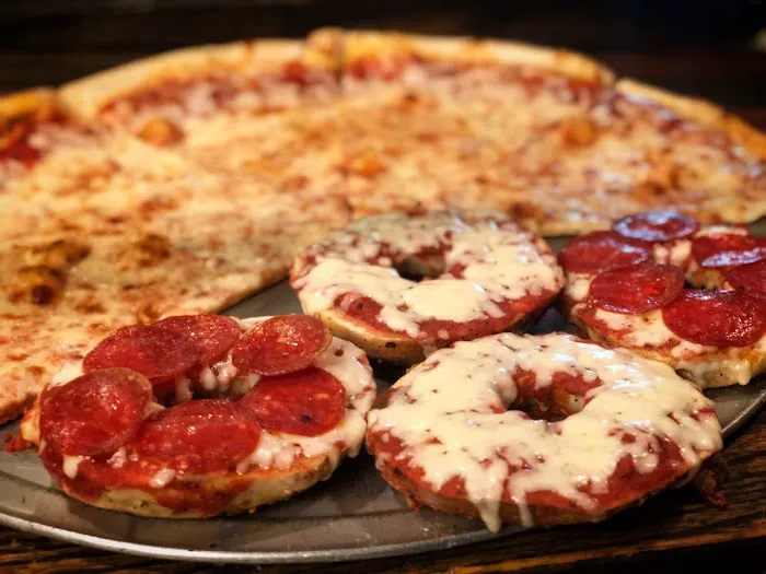 Za Late Night Pizzeria Picture 2