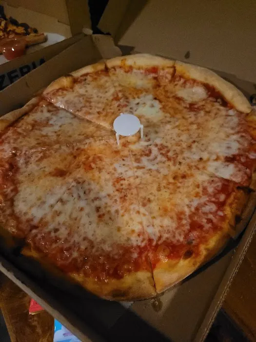 Za Late Night Pizzeria Picture 6