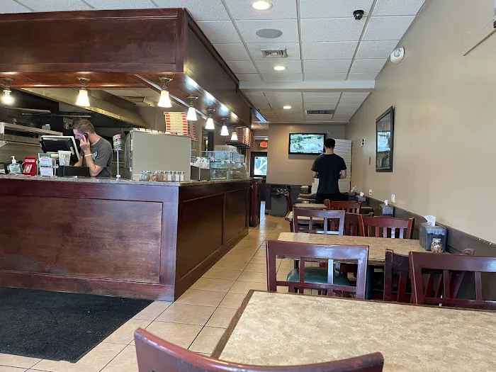 Brooklyn Square Pizza Picture 8