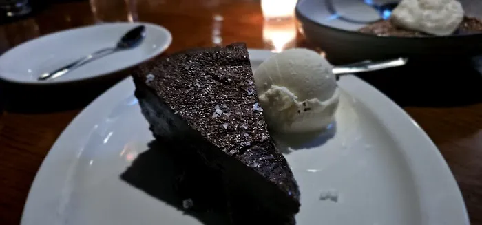 Blackbird Kitchen and Cocktails Picture 7